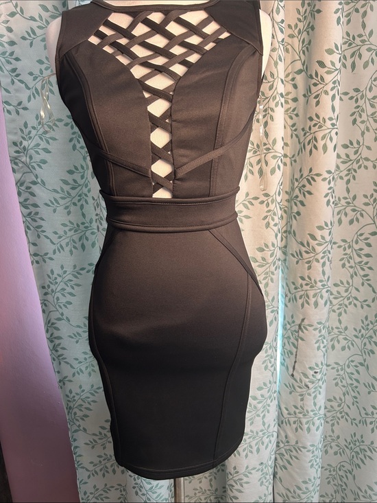 Windsor Dresses & Skirts - Windsor Black Lattice-Front Bodycon Dress